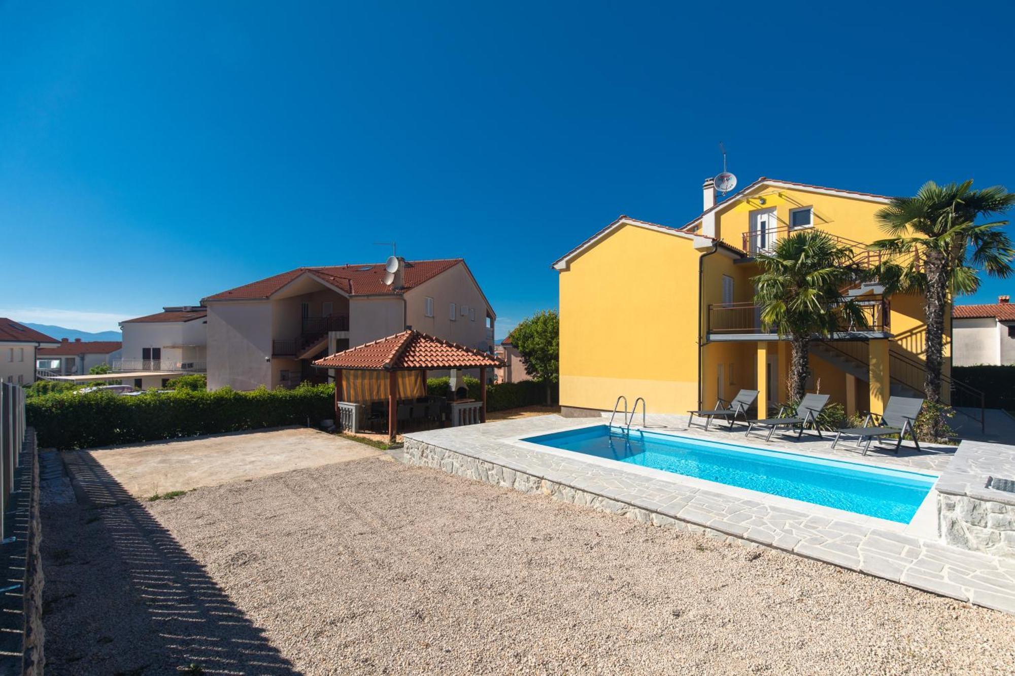 Appartamento Tom'S House Njivice Esterno foto